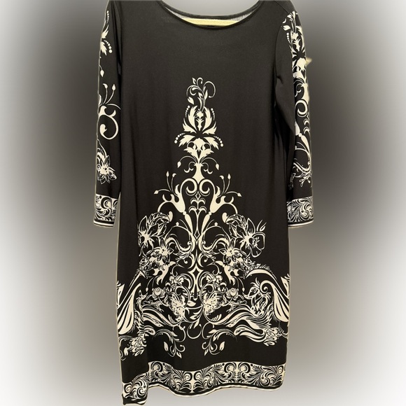 Lavanya-Black and White Patterned Midi Dress - Picture 9 of 12